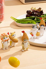 Mofusand Fried Shrimp Cat Blind Box